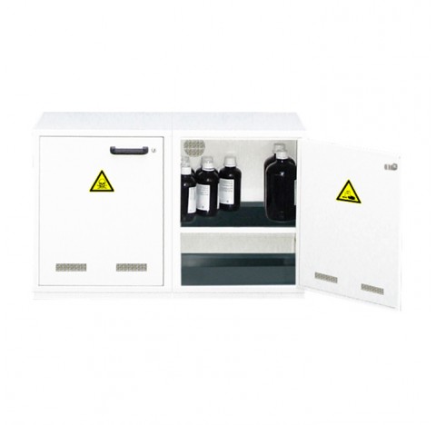 Armoire de securite sous paillasses ventilee 60 litres, a portes battantes, a compartiments, armoire