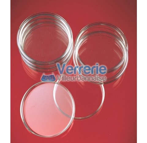 Boites de petri Diam. 60 mm verre pyrex Diam ext du couv. 60mm Haut totale 20mm Diam de la base 57 H