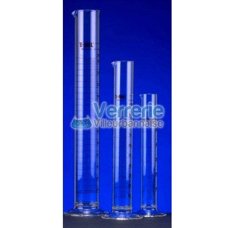 Eprouvette 2500 ml en verre diamètre externe 85 mm epaisseur 2.5 mm hauteur environ 550 mm, graduati