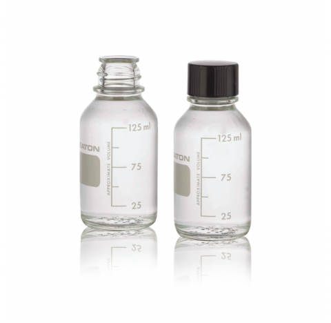 Flacon de milieu, 125 ml, clair, gradue, avec bouchon plein 33-430 phenolique noir a joint caoutchou