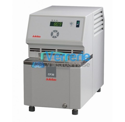 Cryostat compact / Bain thermostate ferme avec pompe CF30 Temp: -30 a +150 degre Celsius Vol: 3,5 Li