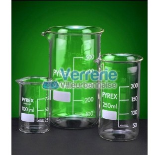 Becher 100 ml forme haute verre Pyrex Dim. Haut : 80 mm diam ext 48mm