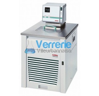 Cryostat a circulation / Bain thermostate ferme avec pompe F25-HE Temp: -50 a +200 degre Celsius Vol