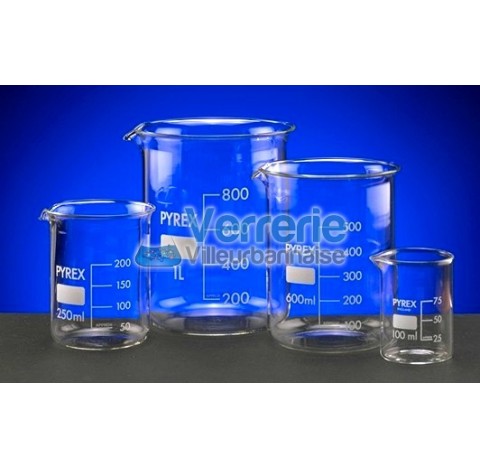 Beaker 5 liters low form borosilicate 3.3 Dim. height : 270 mm O.D. 170 mm