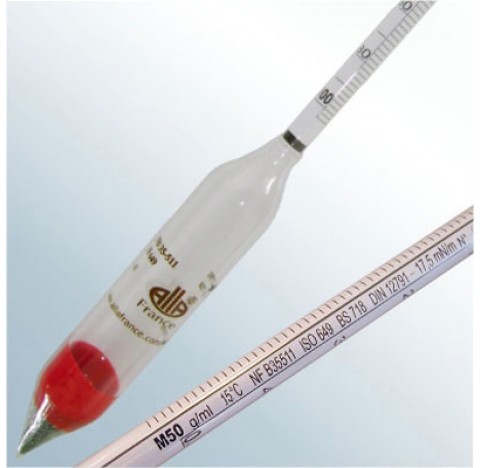 Densimetre en verre amplitude 0,700 - 0,750 g/ml   division 0,0005 precision 0,0003 longueur totale 