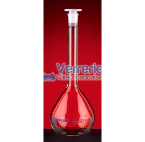 Fiole jaugée 500 ml classe A rodage 29/32 avec bouchon plastique