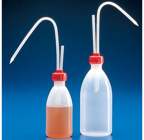 Wash bottle 250 ml diameter 60 mm height 140 mm in polyethylene