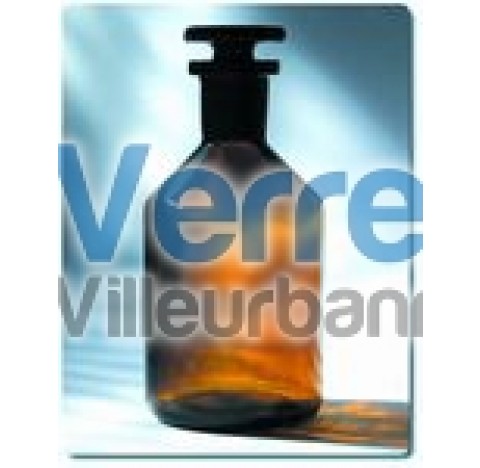 Bottle 250 ml socket 19/26with amber glass stopper Dim. height : 131mm diameter of body 69mm
