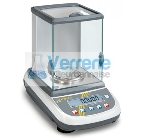 Analytical balance 0,1 mg , 250 g plate dimensions : 80 mm