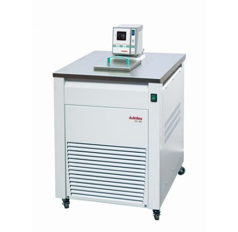 Ultra Cryostat / bain thermostate ferme avec pompe Temp :-90 a +100 degre Celsius Vol: 8 Litres Appl