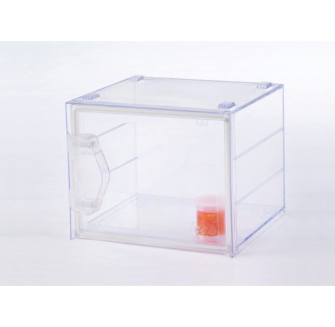 Mini dessicateur empillable Dim. Ext : 235 x 175 x 210 mm Dim. Int : 210 x 110 x 180 mm Vol. utilisa