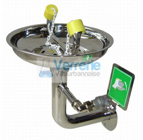 Laveur d'yeux de securite mural a 100% Inox a usage interieur a commande manuelle a fixation murale 