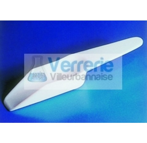 PTFE Scoop dimensions: 20 x 30 x 80mm