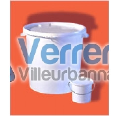 White polypropylene bucket 1 liter with waterproof cover and carrying handle