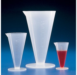 Conical graduated measure 100 ml graduation 2 ml height 118 mm in polypropylene Can withstand temper
